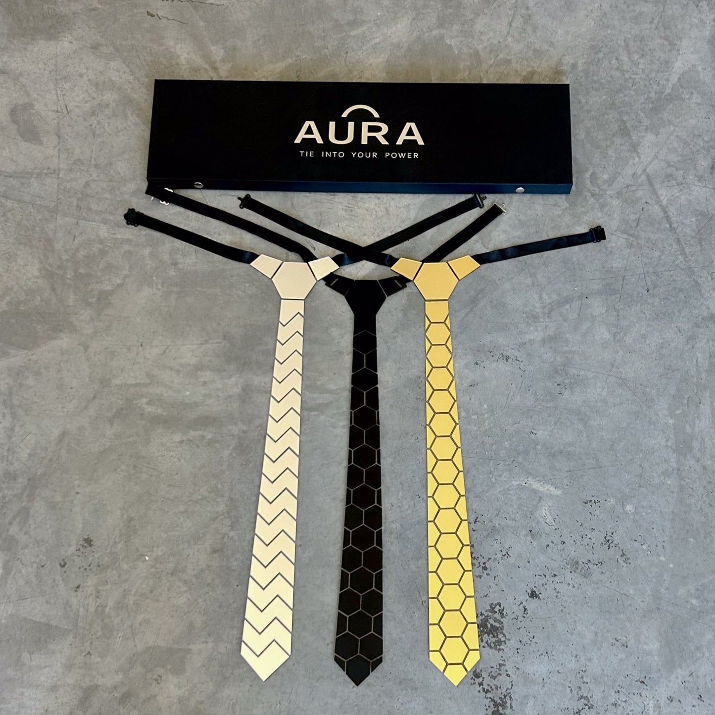 Aura Tie