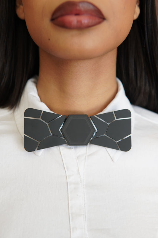 Aura Bow Tie - Black
